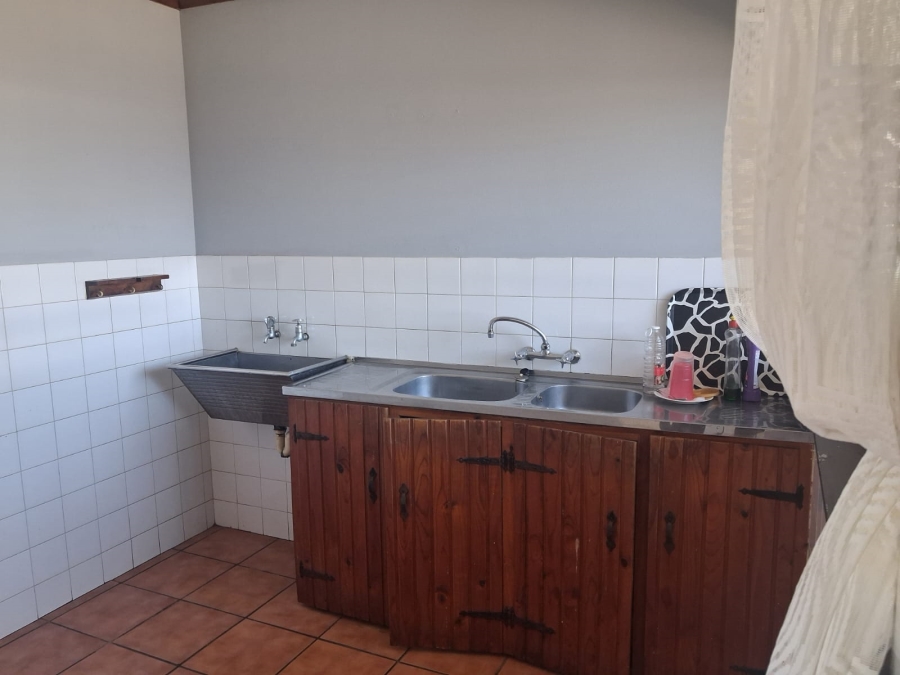 To Let 3 Bedroom Property for Rent in Amalinda Eastern Cape